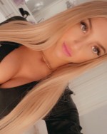 Eliepeachie Photos | Modelhub.com