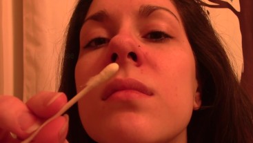 Q Tip Nose Pick | Modelhub.com