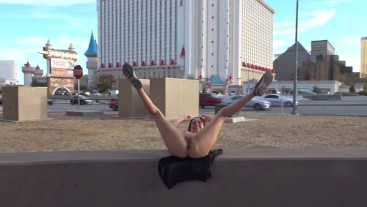 Public Masturbation in Broad Daylight | Modelhub.com