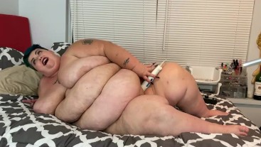 Immobile SSBBW Piggy Glutton Feedee Weight Gain | Modelhub.com