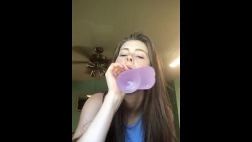 Deep throating a dildo | Modelhub.com