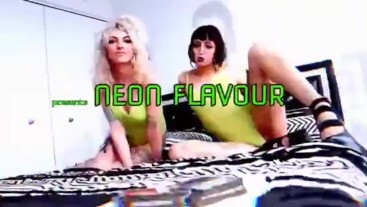 ⚡️💚⚡️NEON FLAVOR⚡️💚⚡️ Hellizabeth & Ges Smoking Fetish Sexiest Duo: ONLYFANS@smoking.suicide.proje