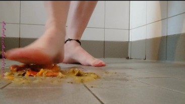 Klebrige Füße beim Duschen