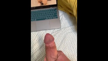 Watching Curvy Cutie Take Anal Plug | Cum Blasted My Laptop 